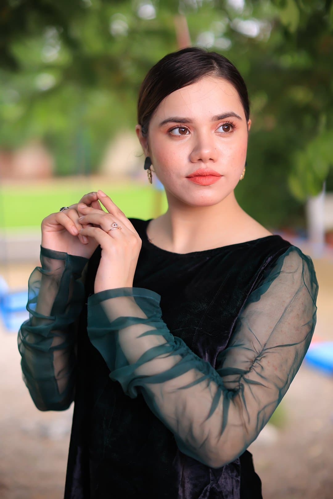 Jasper Velvet Dress – image 4