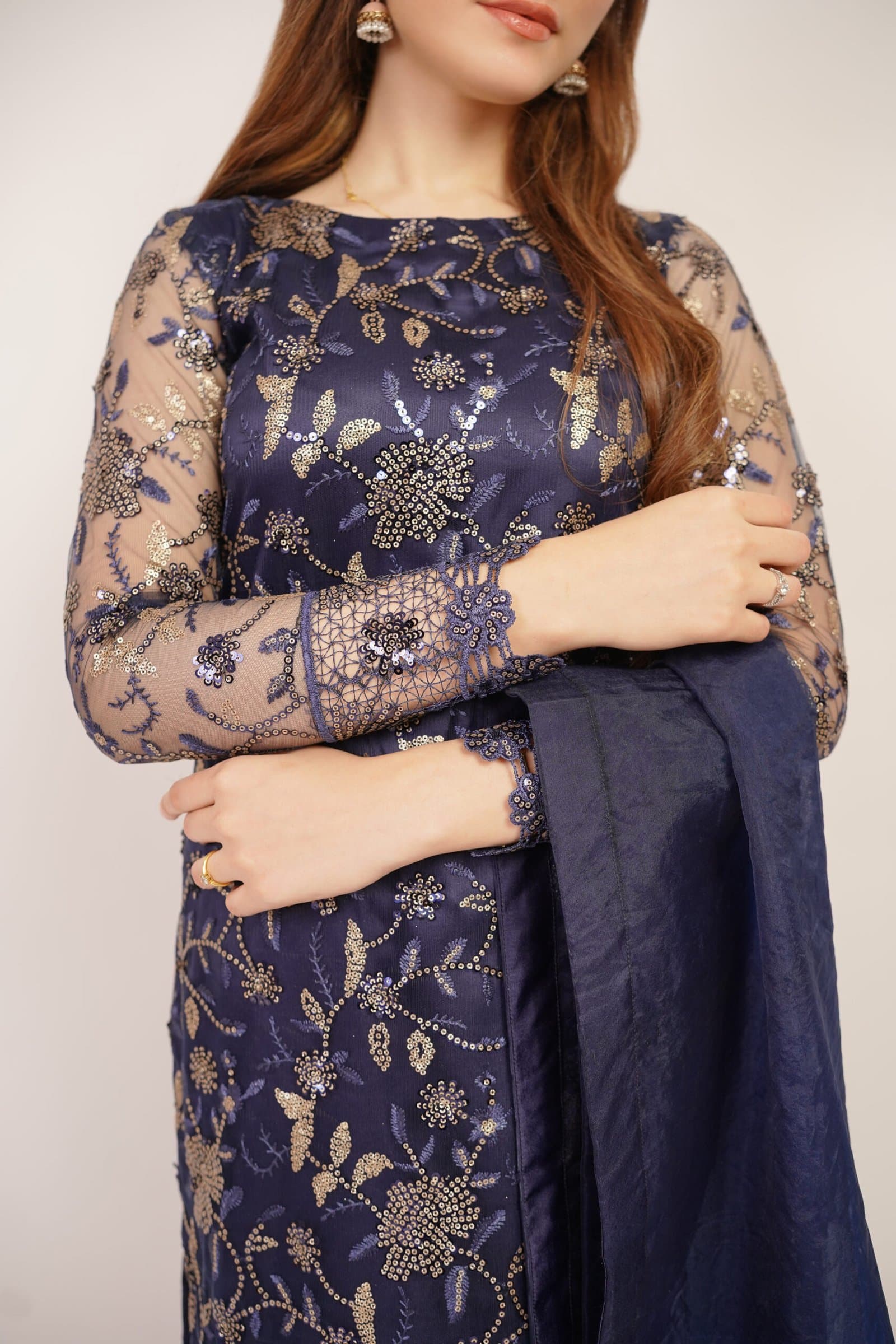 Elegance (Three Piece) – image 3