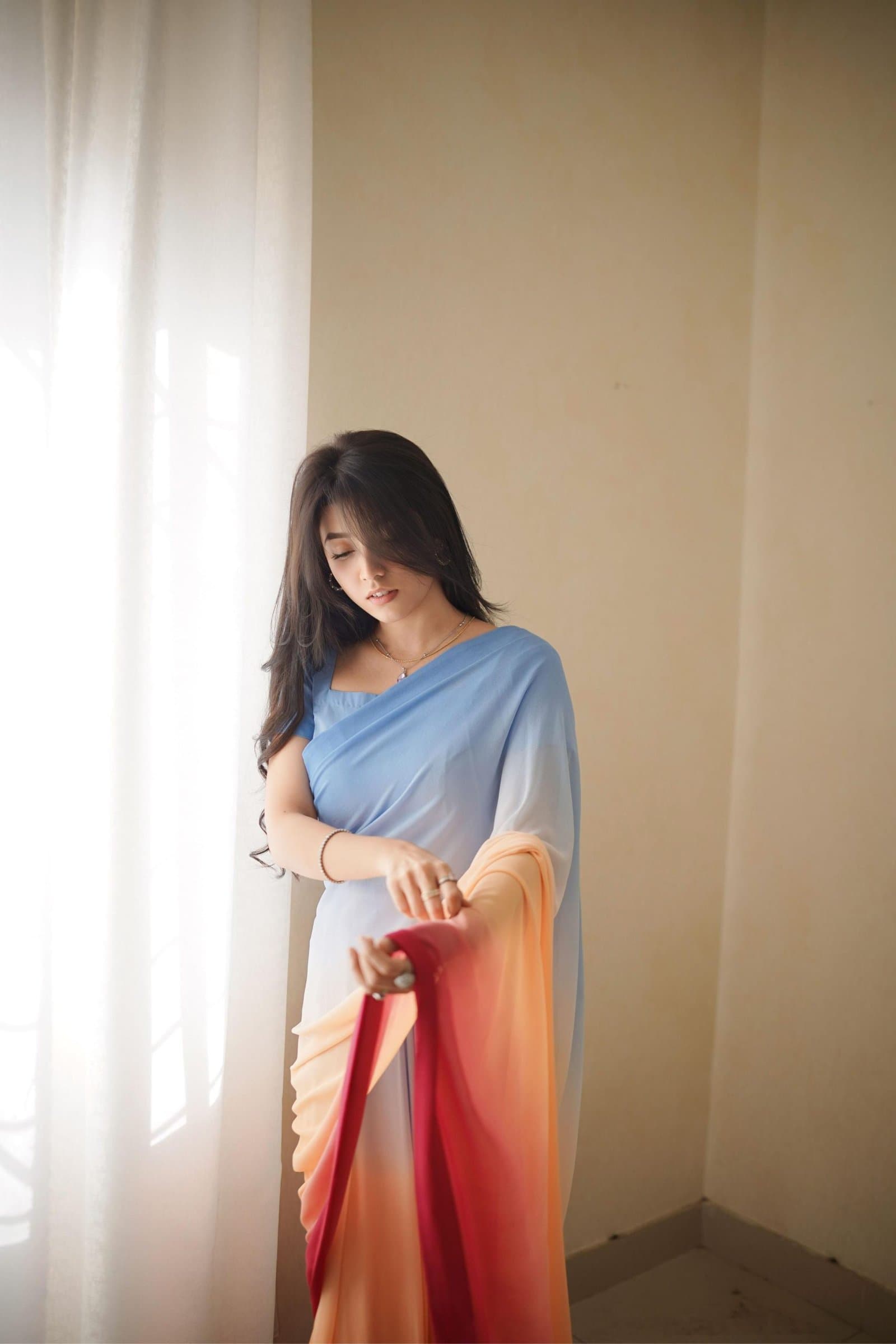 Alia Bhatt Multi Colored Saree – image 4