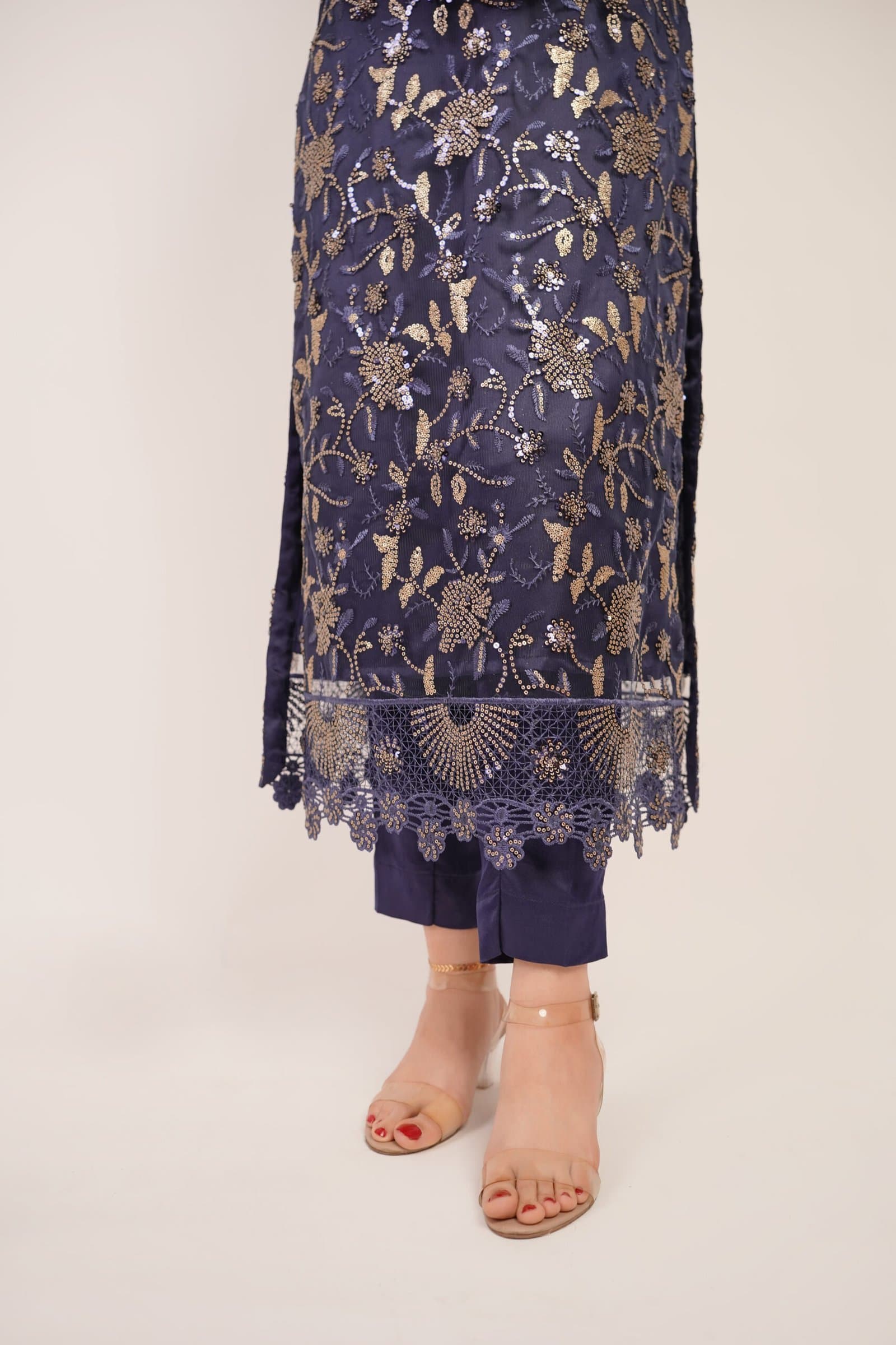 Elegance (Three Piece) – image 6