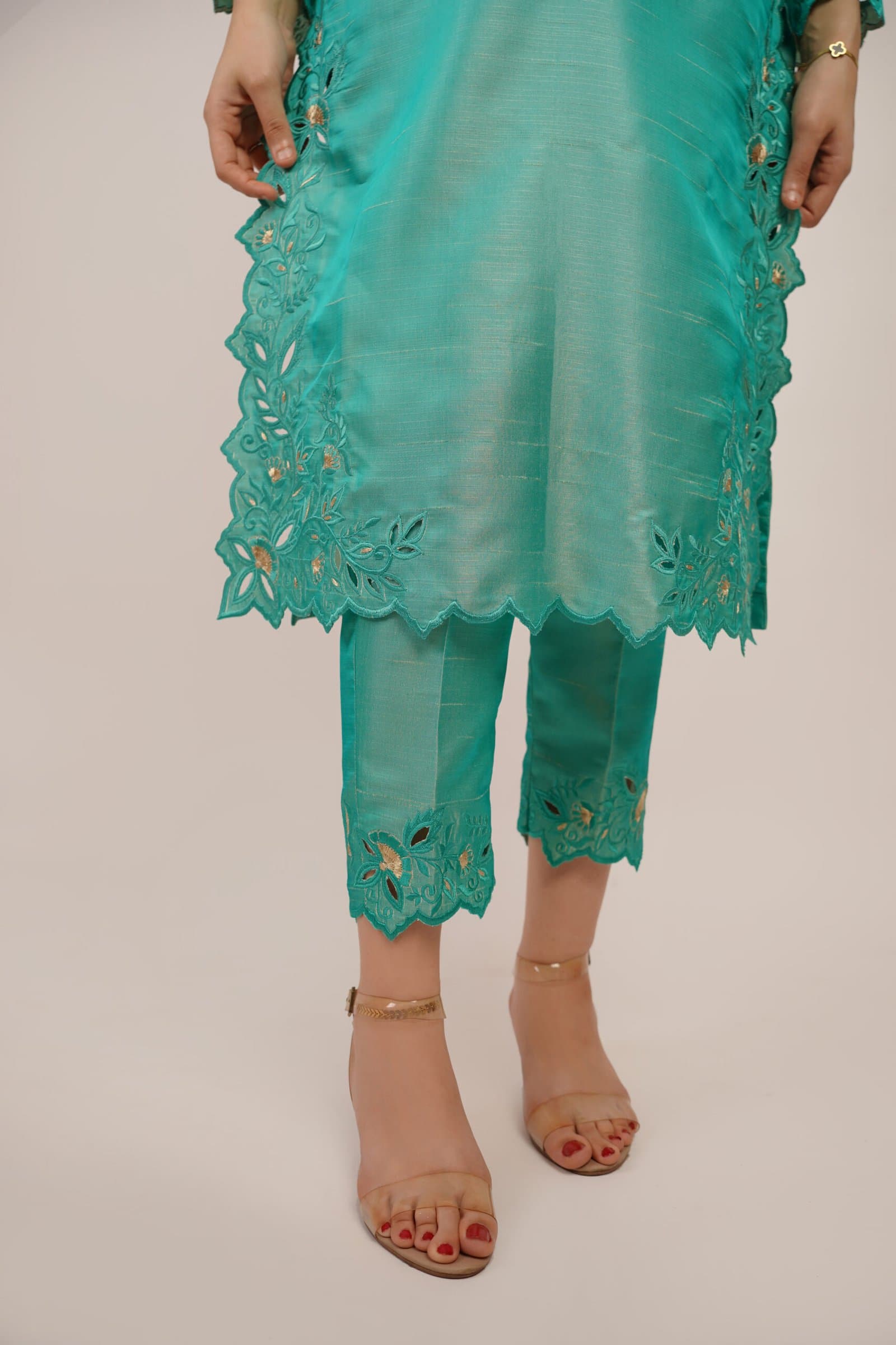 Urban Floral Cut (Two-Piece) – image 5