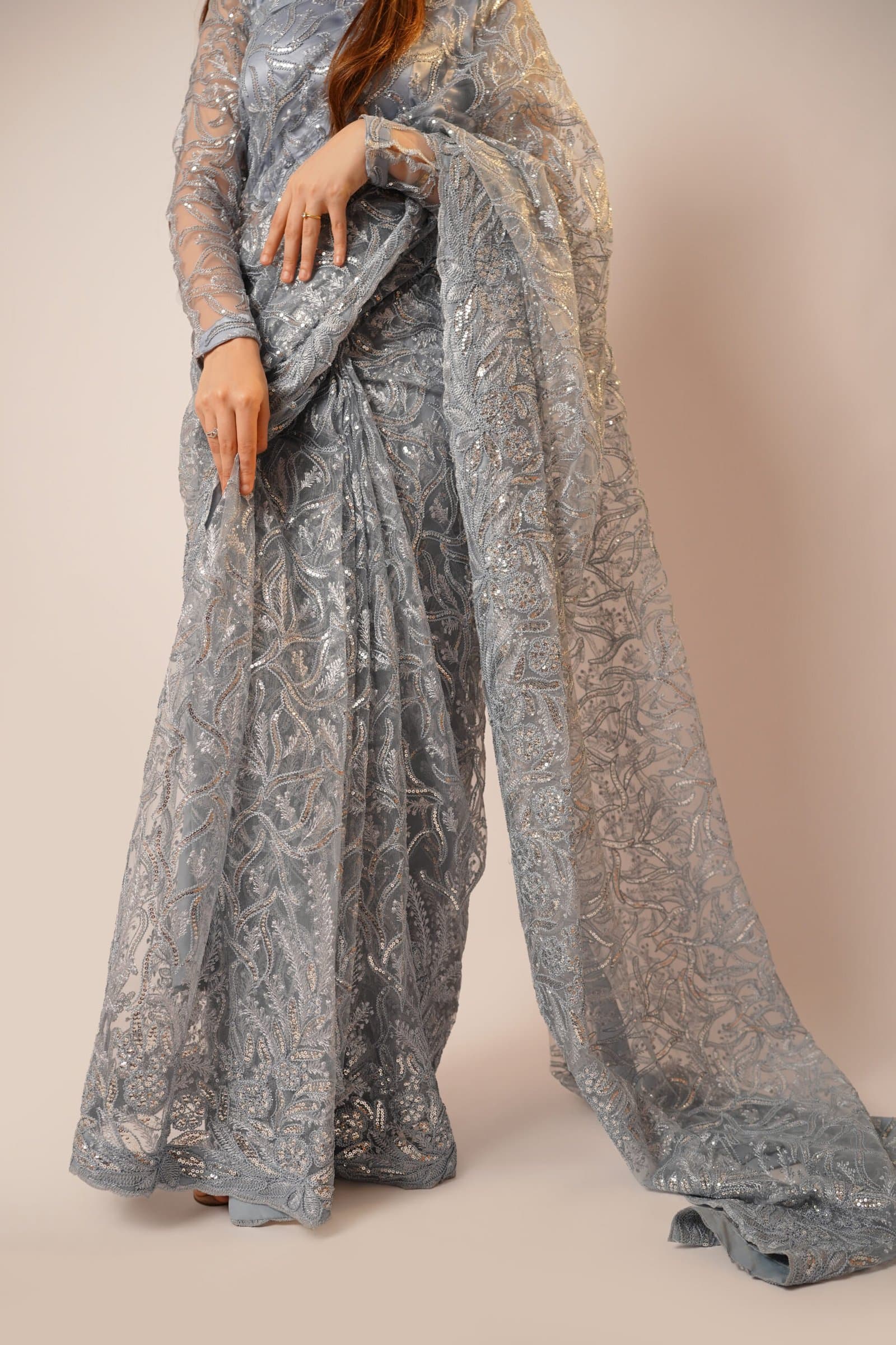 Ashy Mist Saree – image 4